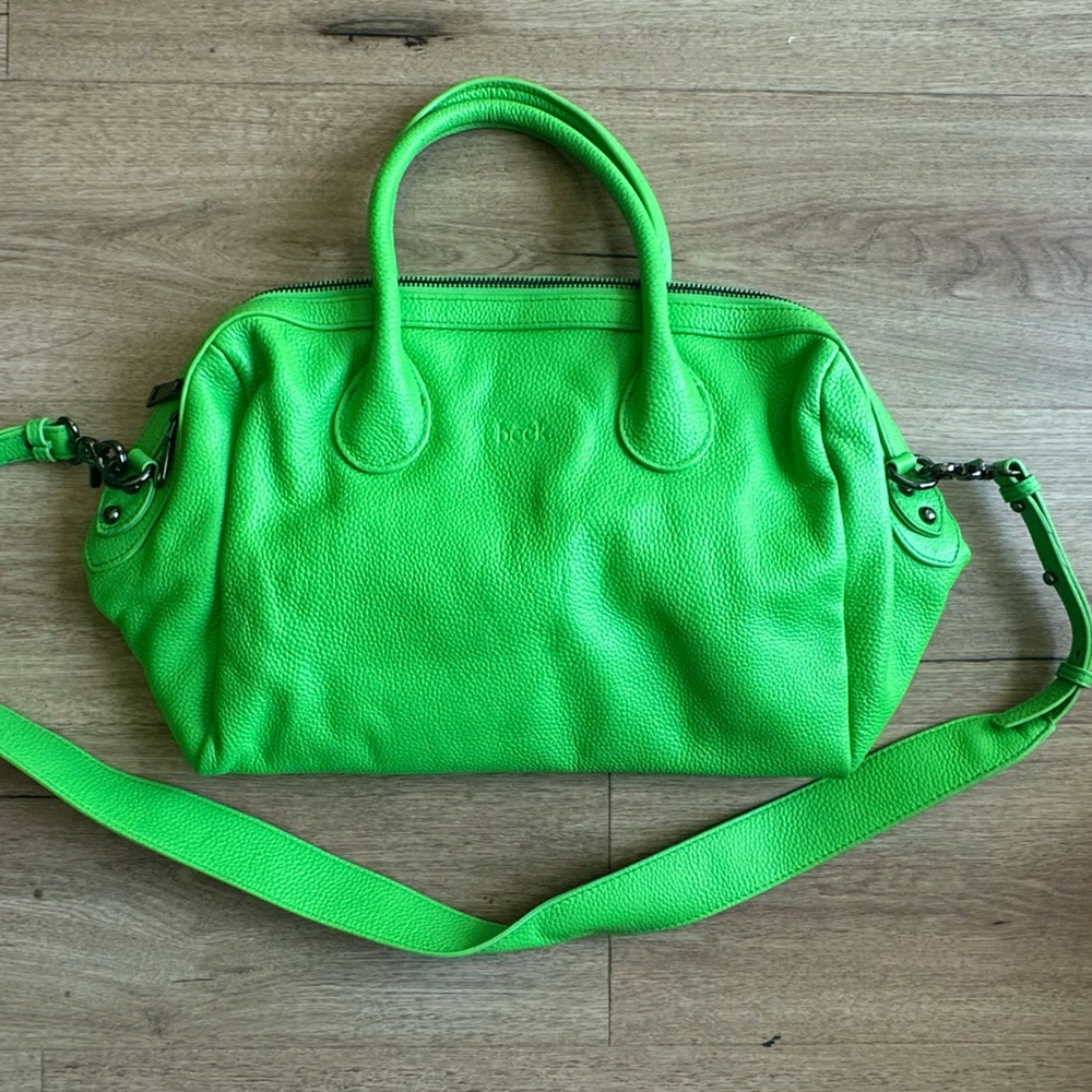 BECK Hayes bag in Frog Italian Pebble leather handbag w strap